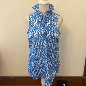 Mudpie blue white ruffle neck sleeveless blouse Size S EUC
